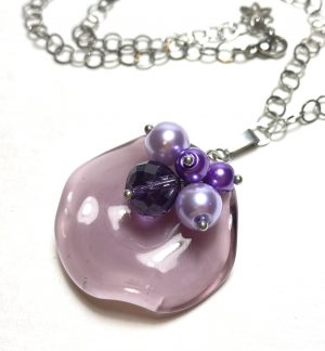 Kette "Lilac Petal“