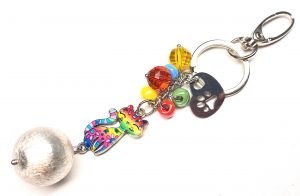 Anhänger "Kitty playing Rainbow“